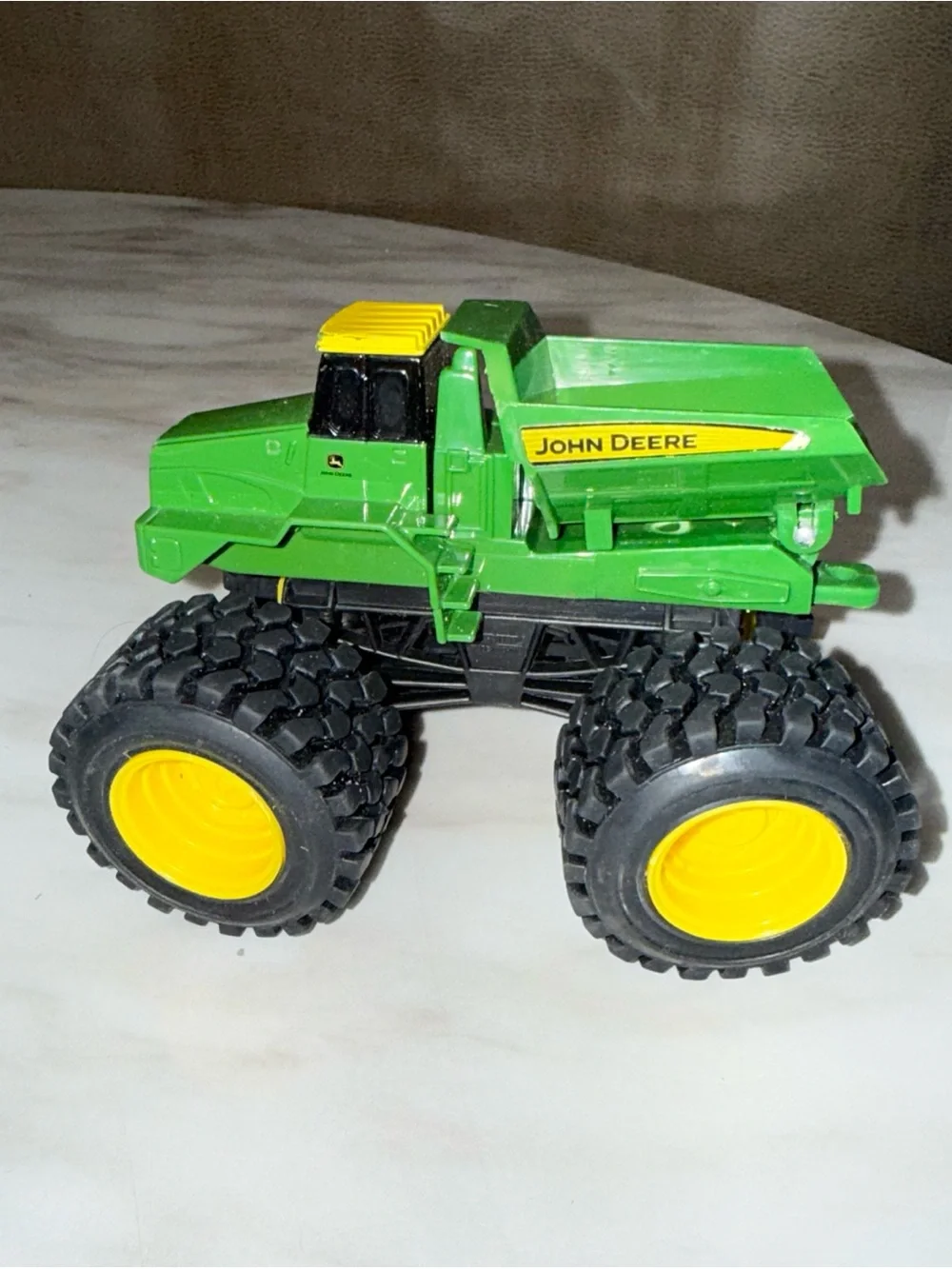 John Deere die cast big wheels truck